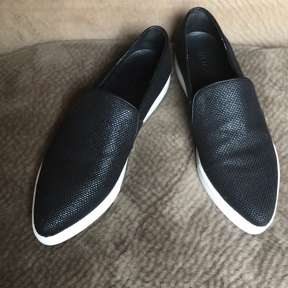 Vince Shoes - Vince Woven Black Pierce Pointed Toe Sneaker slip